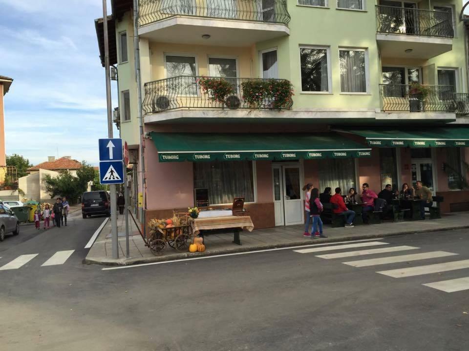 Family Hotel Odessa Σεβλίεβο Εξωτερικό φωτογραφία
