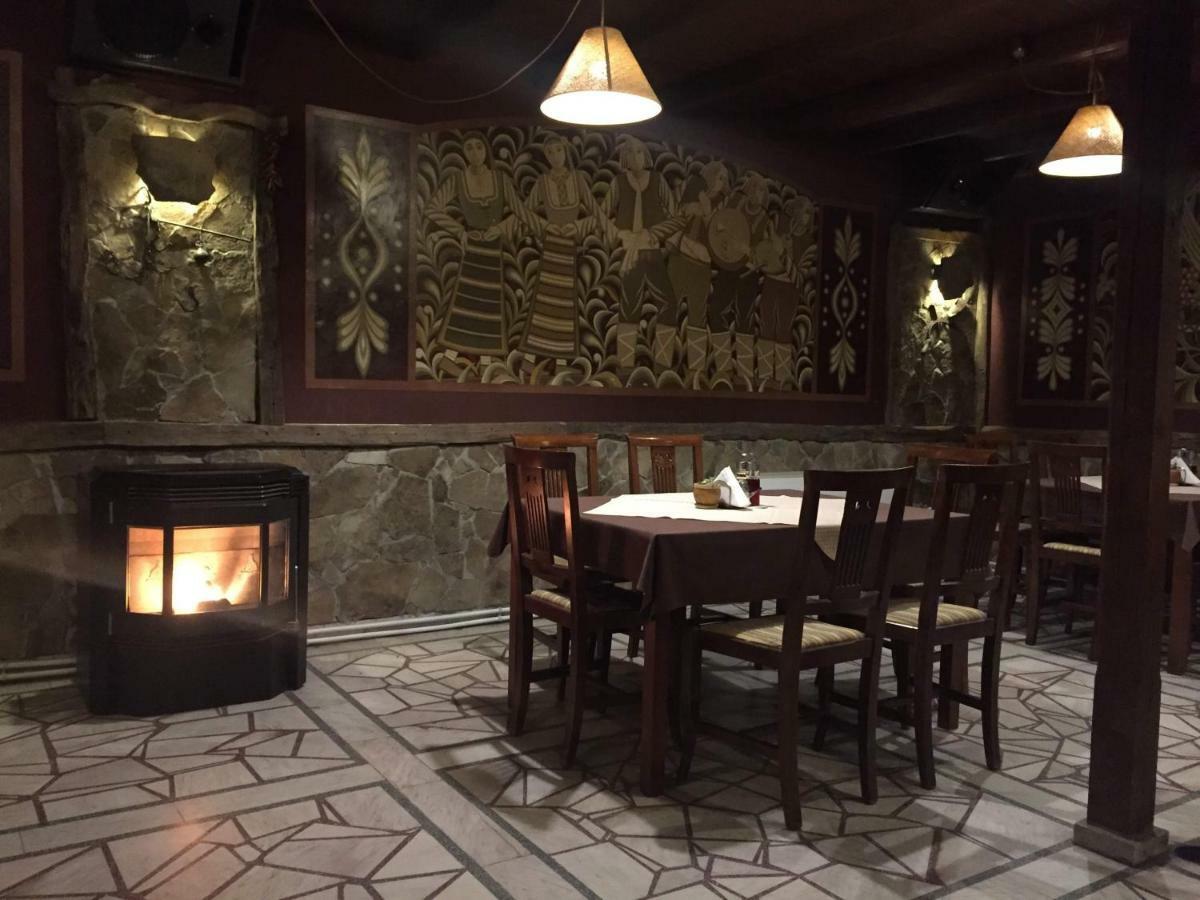 Family Hotel Odessa Σεβλίεβο Εξωτερικό φωτογραφία