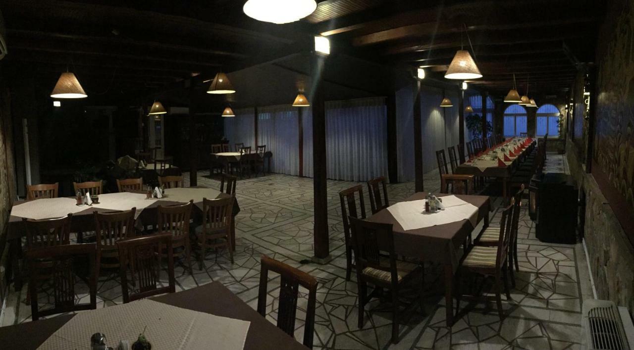 Family Hotel Odessa Σεβλίεβο Εξωτερικό φωτογραφία