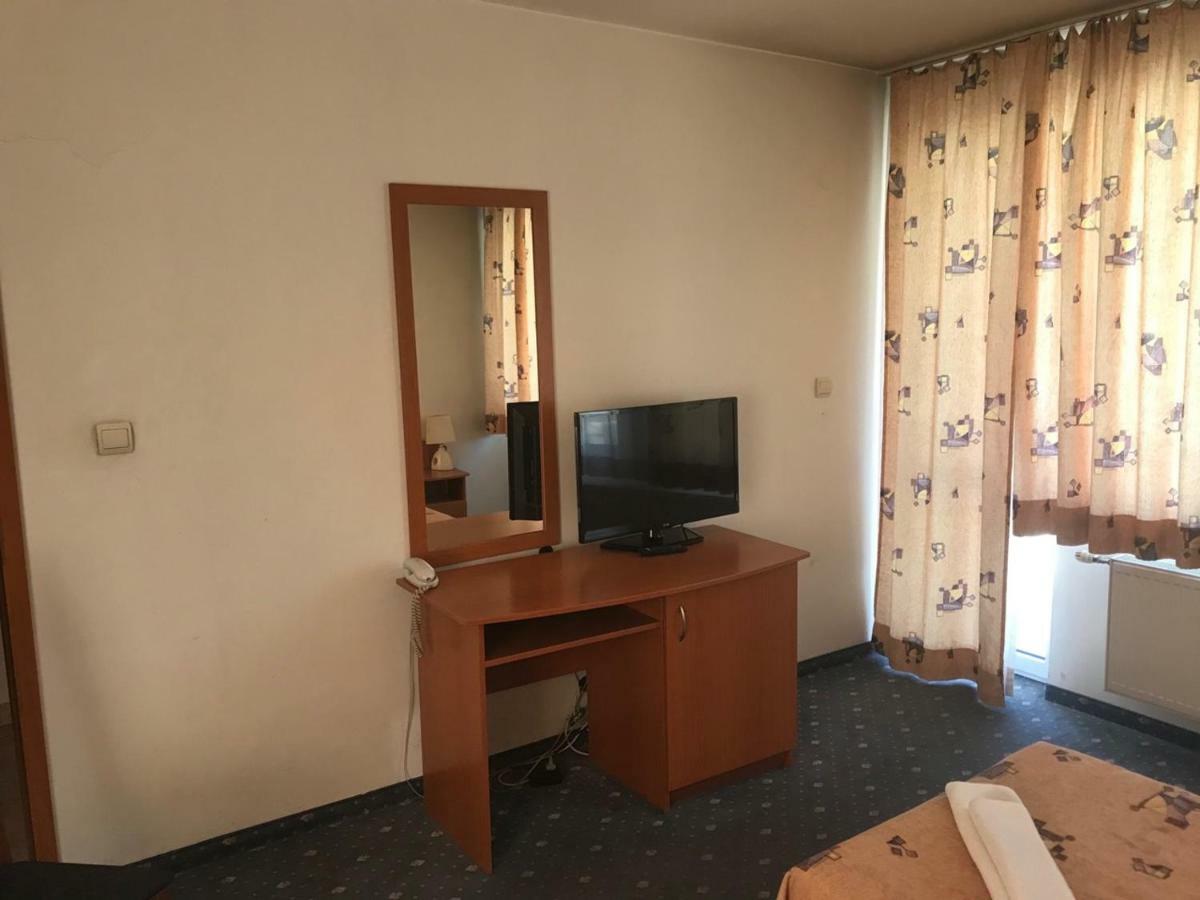 Family Hotel Odessa Σεβλίεβο Εξωτερικό φωτογραφία