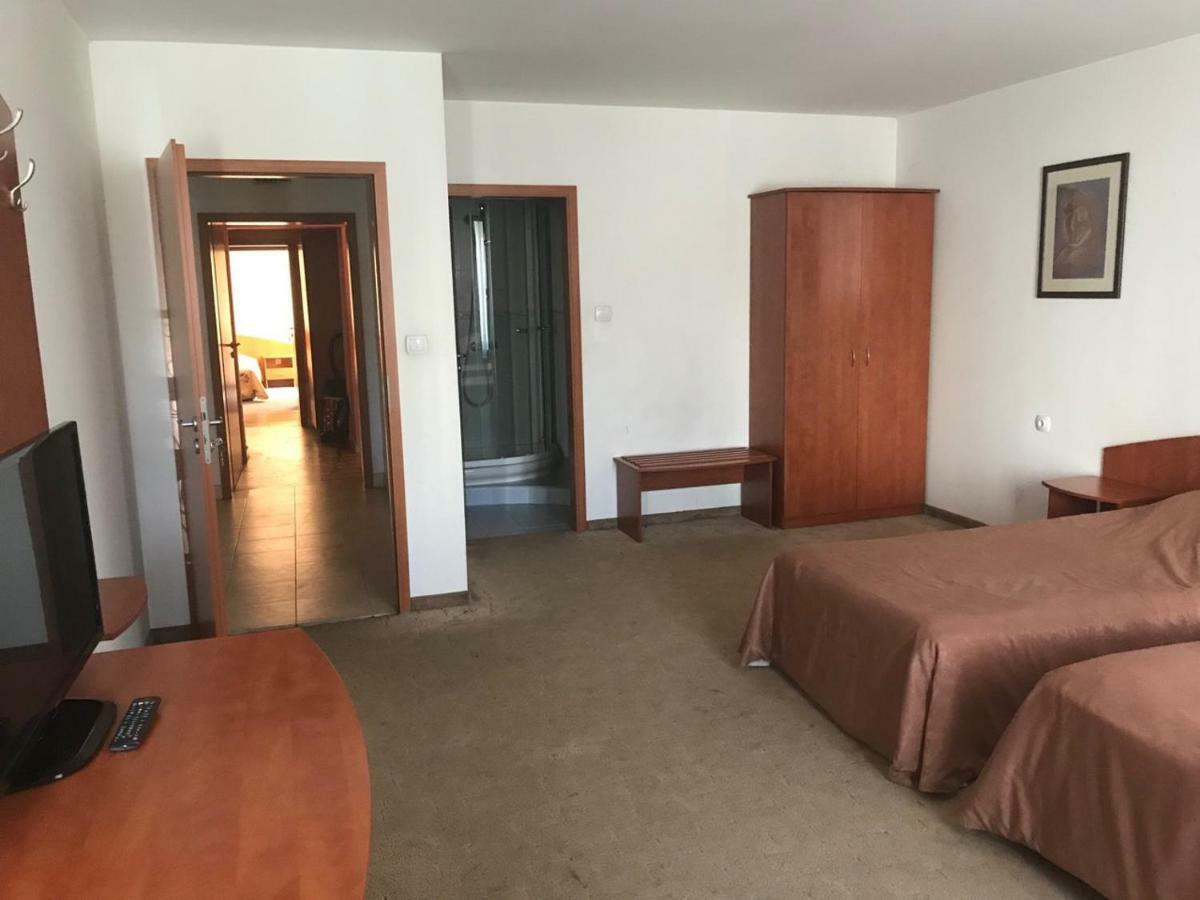 Family Hotel Odessa Σεβλίεβο Εξωτερικό φωτογραφία